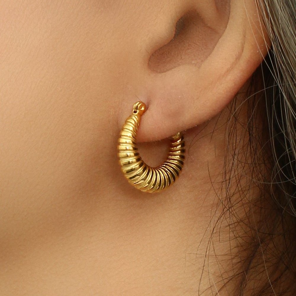 Thin Classic Huggie Croissant Hoop Earrings 18K Gold Plated Stainless Steel - Picture 3 of 10